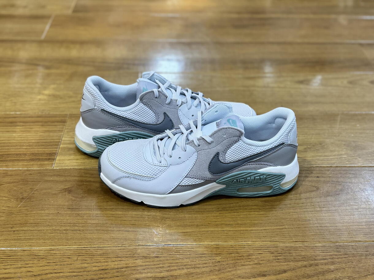 【新品未使用】NIKE エアマックスエクシー 24.0 24.0cm ナイキ エアマックス エクシー ホワイト&サックスブルー